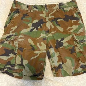 Vintage | Ralph Lauren Polo Jeans Co | Khaki Camo Cargo Shorts